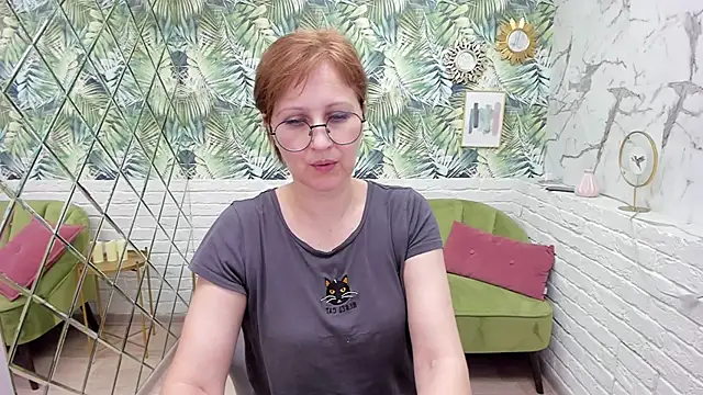 Paris Cherry online show from 03.19.25