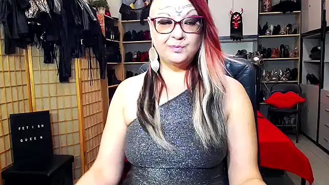 LindaDaemonX online show from 04.15.26