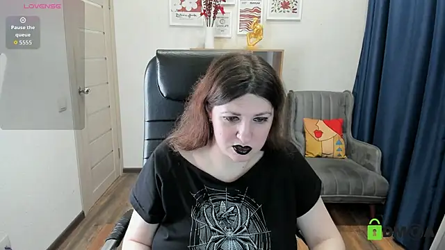 Snapshot of Black_Black_Rose chatting on 07.11.26 Black Black Rose online show from 07.11.26