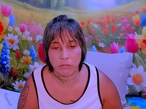 indianroxy online show from 10.17.25