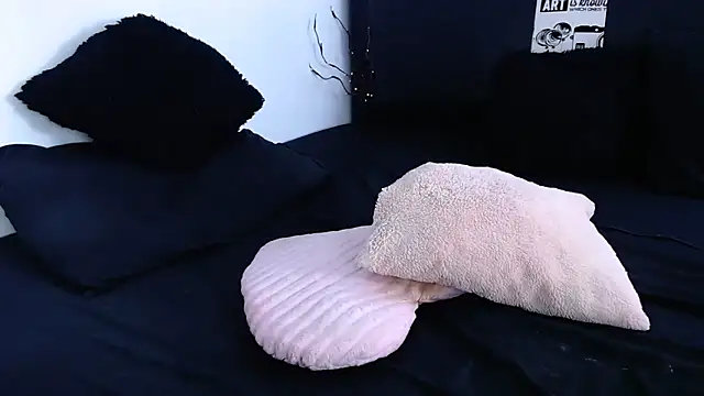 Snapshot of TonyCollins_ chatting on 02.24.25 TonyCollins online show from 02.24.25