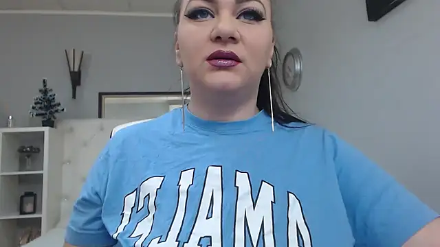 ClaraJoyFG online show from 01.21.25