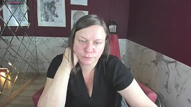 KellyPerfection online show from 11.07.25