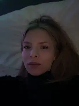 Snapshot of AnastasiaAniess chatting on 01.01.25 AnastasiaAniess online show from 01.01.25