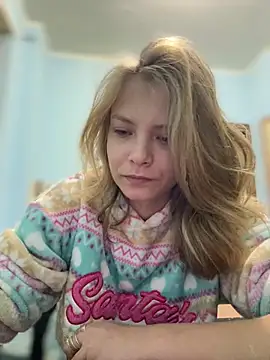 Snapshot of AnastasiaAniess chatting on 01.01.25 AnastasiaAniess online show from 01.01.25