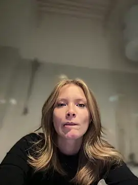 Snapshot of AnastasiaAniess chatting on 01.08.25 AnastasiaAniess online show from 01.08.25