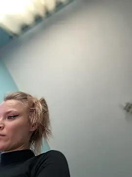 Snapshot of AnastasiaAniess chatting on 01.09.25 AnastasiaAniess online show from 01.09.25