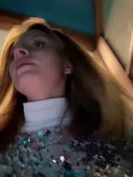 Snapshot of AnastasiaAniess chatting on 01.12.25 AnastasiaAniess online show from 01.12.25