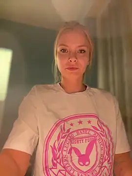 Snapshot of AnastasiaAniess chatting on 01.27.25 AnastasiaAniess online show from 01.27.25