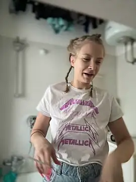 Snapshot of AnastasiaAniess chatting on 02.02.25 AnastasiaAniess online show from 02.02.25