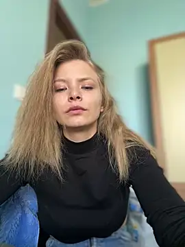 Snapshot of AnastasiaAniess chatting on 02.03.25 AnastasiaAniess online show from 02.03.25