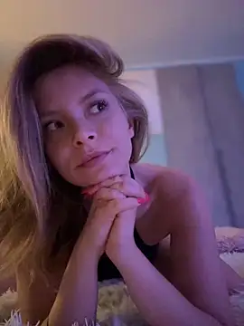 Snapshot of AnastasiaAniess chatting on 02.13.25 AnastasiaAniess online show from 02.13.25