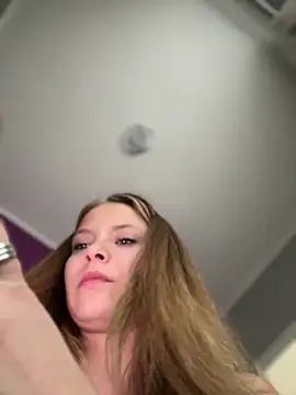 Snapshot of AnastasiaAniess chatting on 03.09.25 AnastasiaAniess online show from 03.09.25