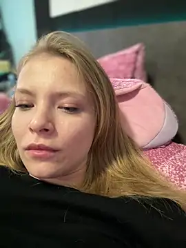 Snapshot of AnastasiaAniess chatting on 03.12.25 AnastasiaAniess online show from 03.12.25