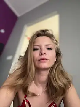 Snapshot of AnastasiaAniess chatting on 03.15.25 AnastasiaAniess online show from 03.15.25