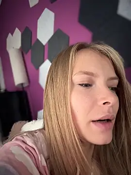 Snapshot of AnastasiaAniess chatting on 10.30.25 AnastasiaAniess online show from 10.30.25