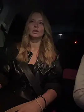 Snapshot of AnastasiaAniess chatting on 11.08.25 AnastasiaAniess online show from 11.08.25