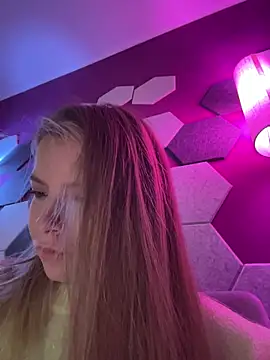 Snapshot of AnastasiaAniess chatting on 11.10.25 AnastasiaAniess online show from 11.10.25