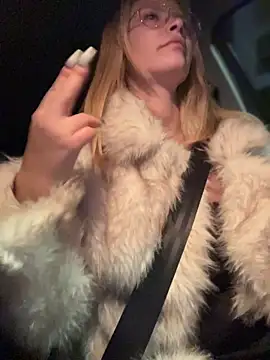 AnastasiaAniess online show from 04.14.26