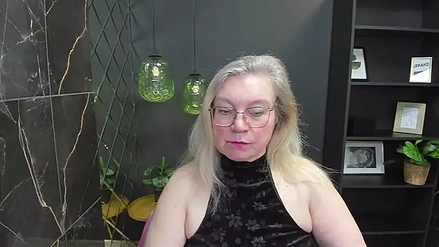 NataliMellow online show from 12.10.24