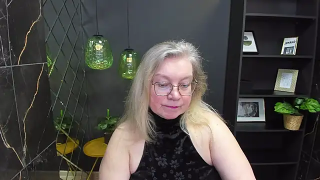 NataliMellow online show from 01.17.25