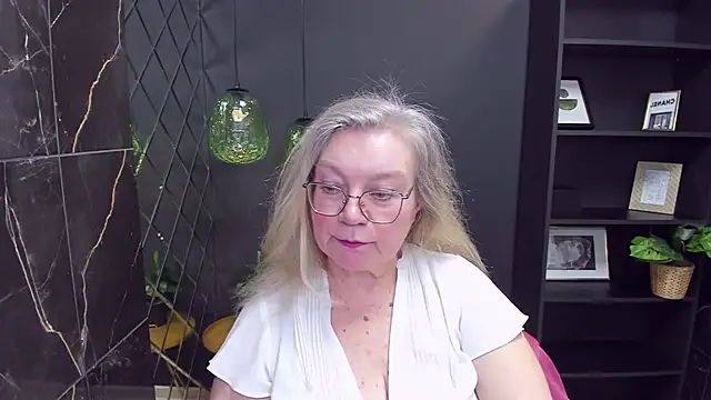NataliMellow online show from 01.18.25