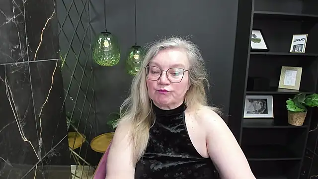 NataliMellow online show from 02.19.25