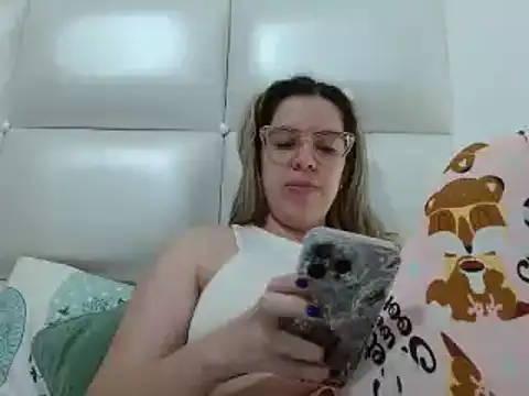 ashlymoon online show from 12.11.24