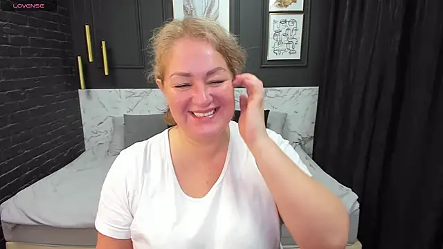 JenniferLight online show from 01.29.25