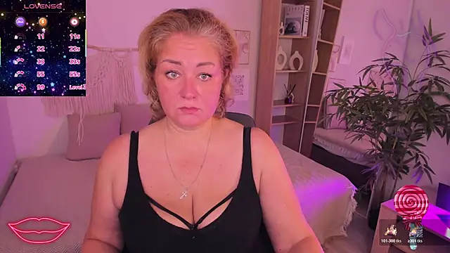 JenniferLight online show from 11.06.25