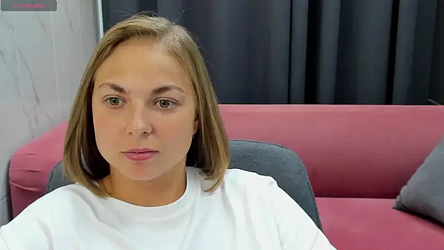 Snapshot of TataArdent chatting on 10.05.25 TataArdent online show from 10.05.25