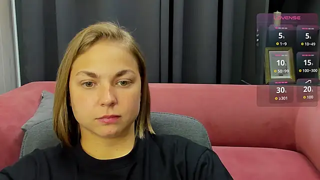 Snapshot of TataArdent chatting on 11.04.25 TataArdent online show from 11.04.25