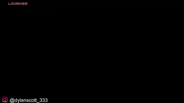 dylanscott  online show from 02.01.25