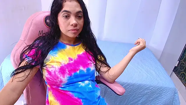 Snapshot of sarakaisy chatting on 01.31.25 sarakaisy online show from 01.31.25