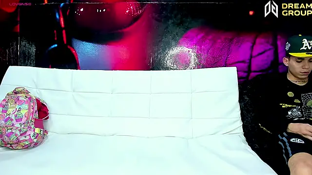 AmazingPartys online show from 04.17.26