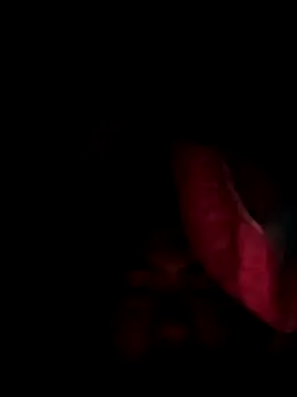 Snapshot of Yomo12345677 chatting on 11.03.25 Yomo12345677 online show from 11.03.25