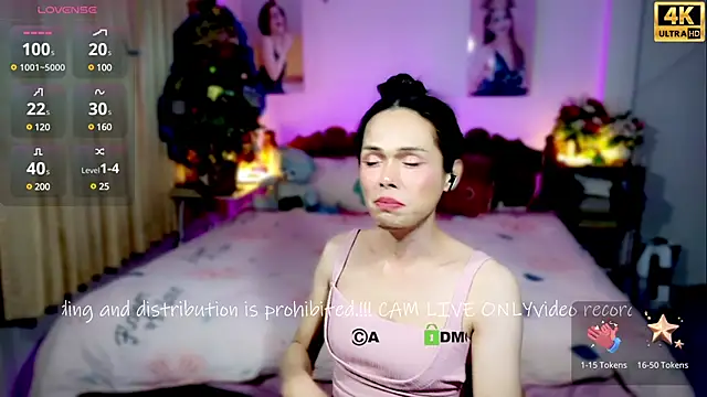 Snapshot of ribbinpink chatting on 02.22.25 ribbinpink online show from 02.22.25