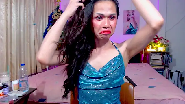 Snapshot of ribbinpink chatting on 03.08.25 ribbinpink online show from 03.08.25