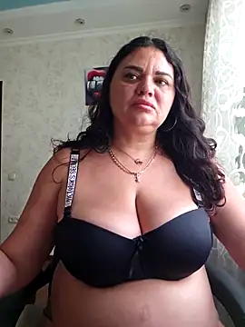 littleRikka online show from 10.31.25