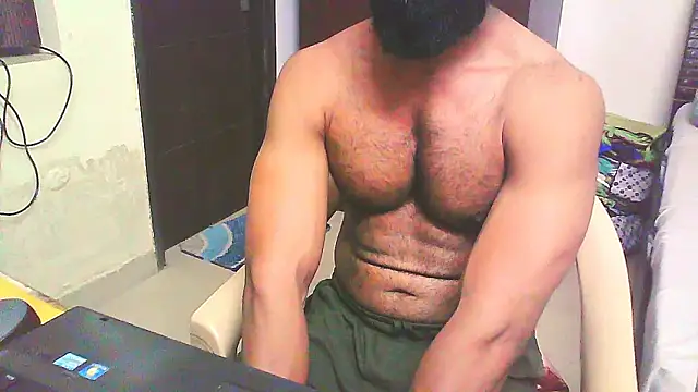 Snapshot of Vbestshow chatting on 10.04.25 Vbestshow online show from 10.04.25