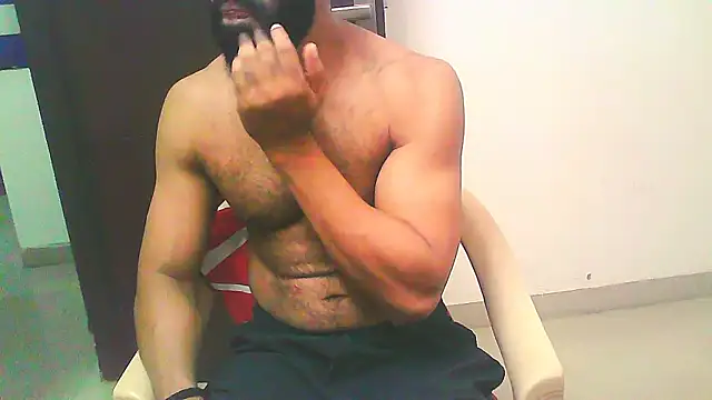 Snapshot of Vbestshow chatting on 10.12.25 Vbestshow online show from 10.12.25