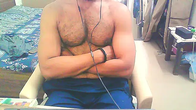 Snapshot of Vbestshow chatting on 11.06.25 Vbestshow online show from 11.06.25