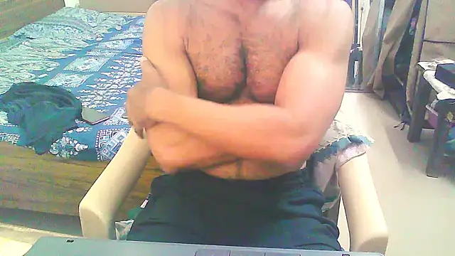 Snapshot of Vbestshow chatting on 11.07.25 Vbestshow online show from 11.07.25