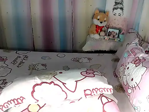 hersheykisses07 online show from 12.04.25