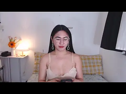 Snapshot of XjuanitabonitaX chatting on 09.20.25 XjuanitabonitaX online show from 09.20.25