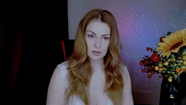 Snapshot of Eleonores chatting on 05.15.26 Eleonores online show from 05.15.26