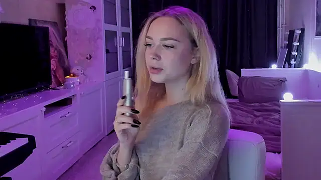 MaryDreaminess online show from 09.28.25