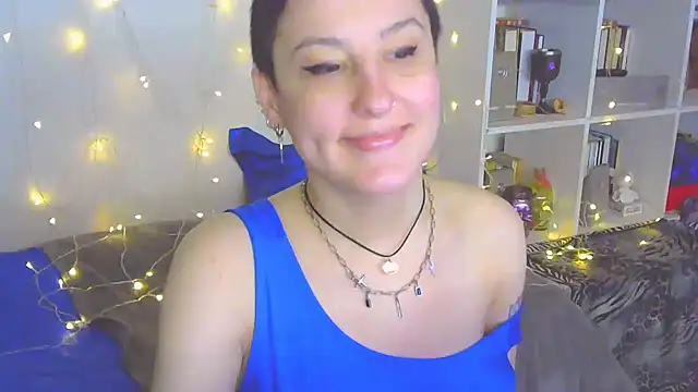 Snapshot of MartaBounty chatting on 12.01.24 MartaBounty online show from 12.01.24