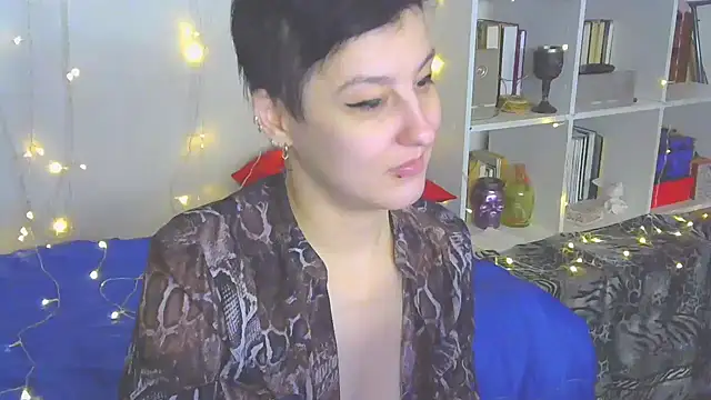 Snapshot of MartaBounty chatting on 12.12.24 MartaBounty online show from 12.12.24
