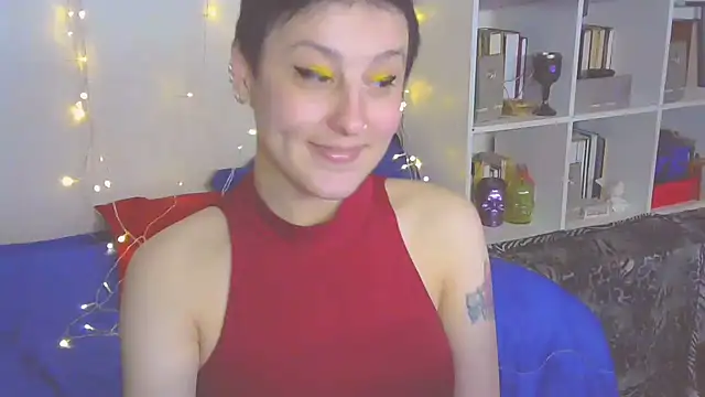 Snapshot of MartaBounty chatting on 12.22.24 MartaBounty online show from 12.22.24